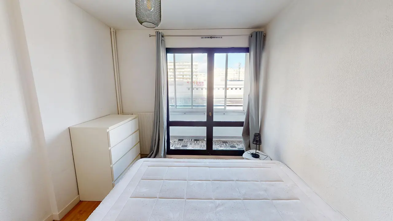 Colocation meublée de 105.0m2 - 390€ - Brest