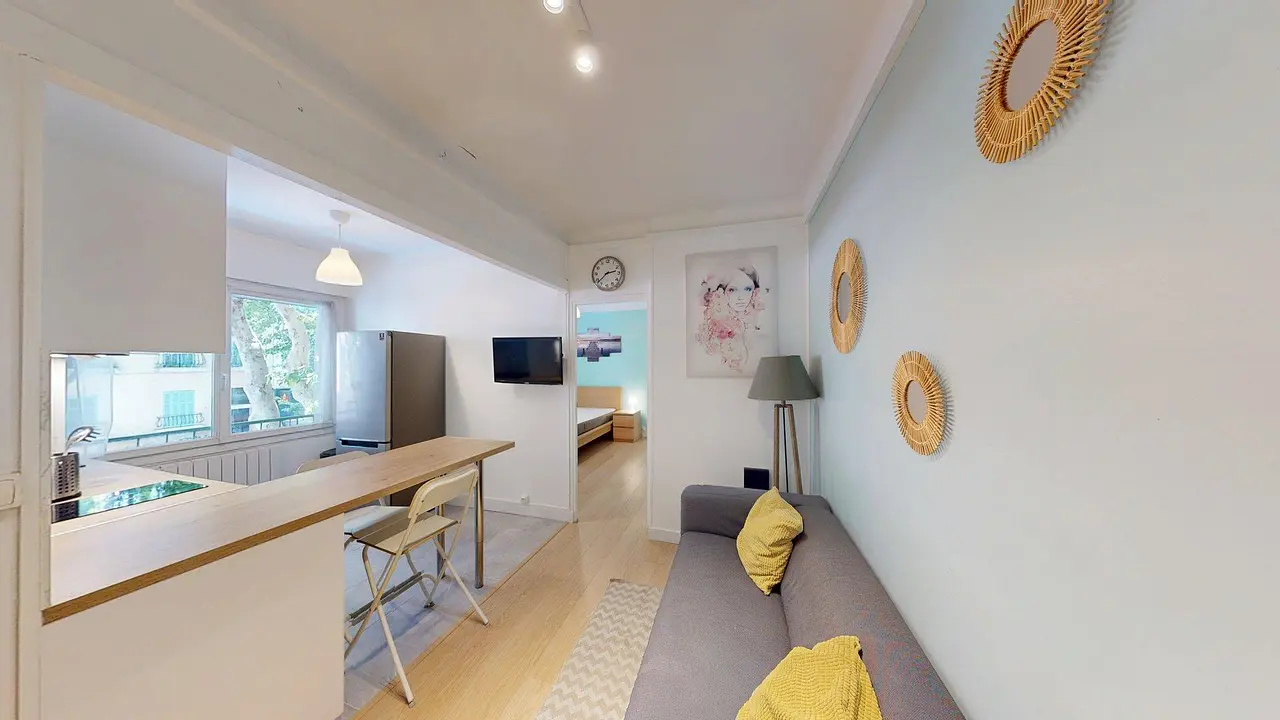 Appartement meublé de 47.25m2 - 1000€ - Marseille