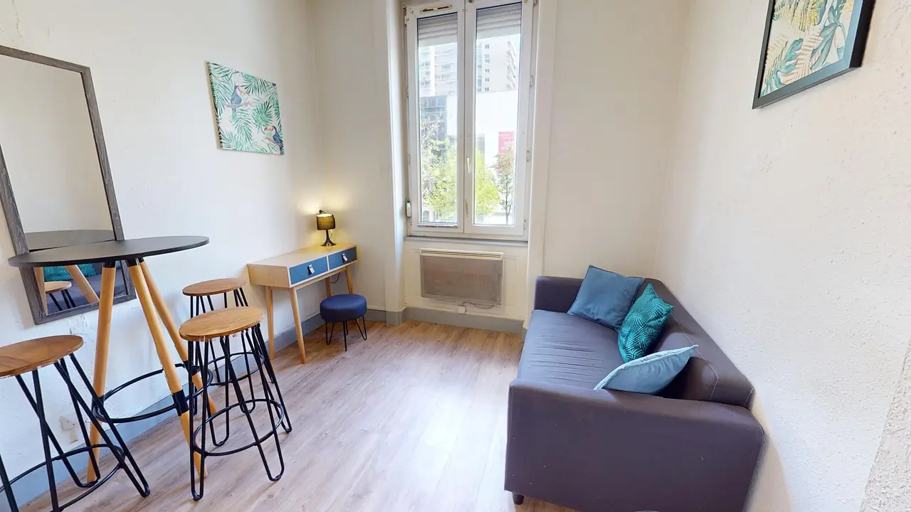 Appartement meublé de 27.0m2 - 388€ - Saint-Étienne