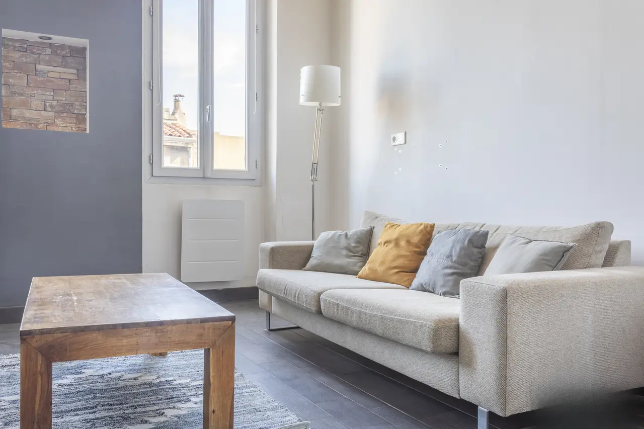 Appartement meublé de 33.0m2 - 806€ - Marseille