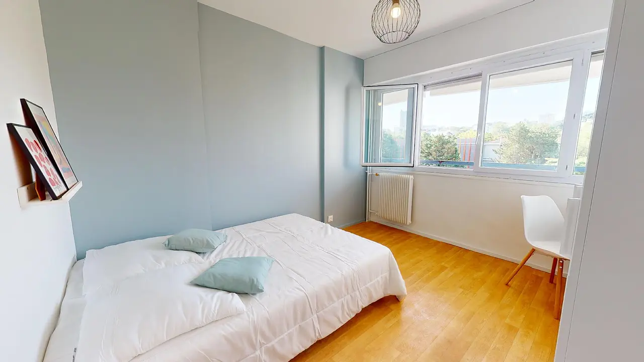 Colocation meublée de 76.0m2 - 504€ - Lyon