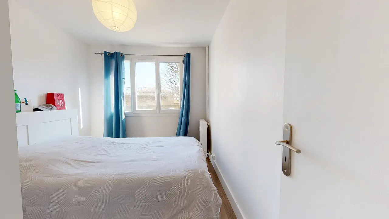 Colocation meublée de 66.0m2 - 496€ - Villeurbanne