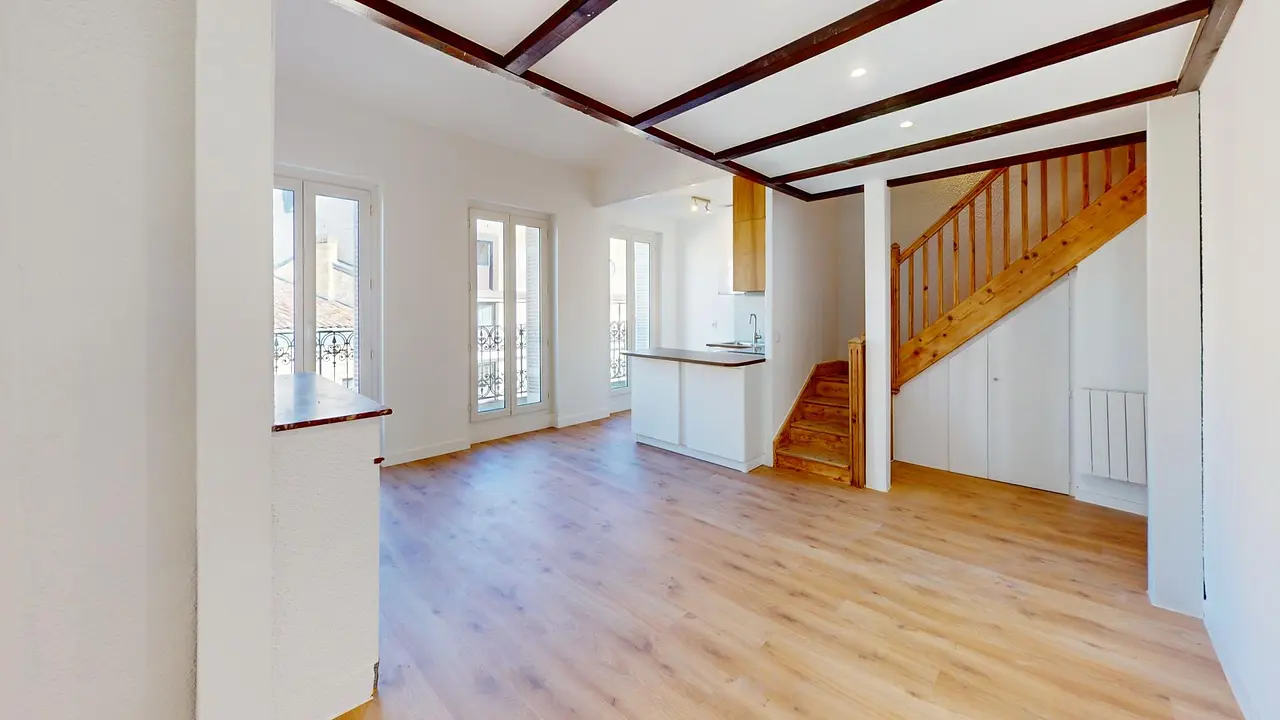 Appartement non meublé de 54.0m2 - 1074€ - Bordeaux