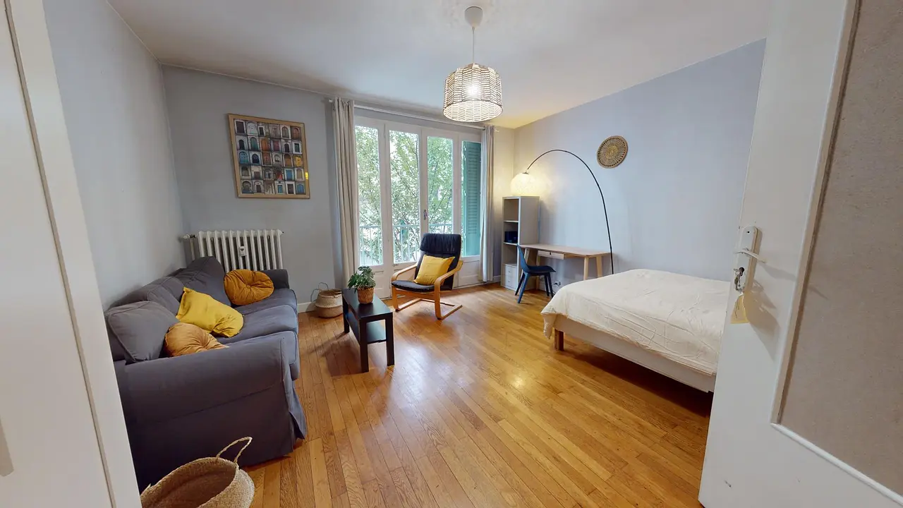 Colocation meublée de 64.0m2 - 545€ - Villeurbanne