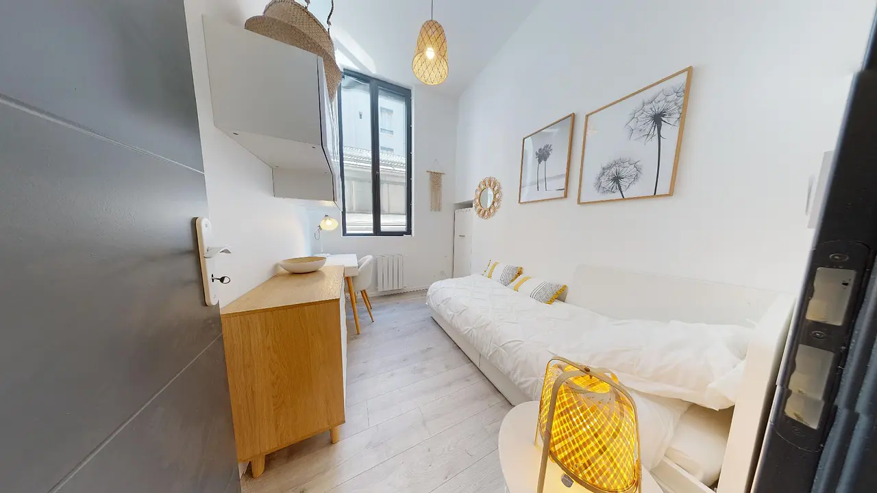 Coliving de 355.0m2 - 795€ - Lyon
