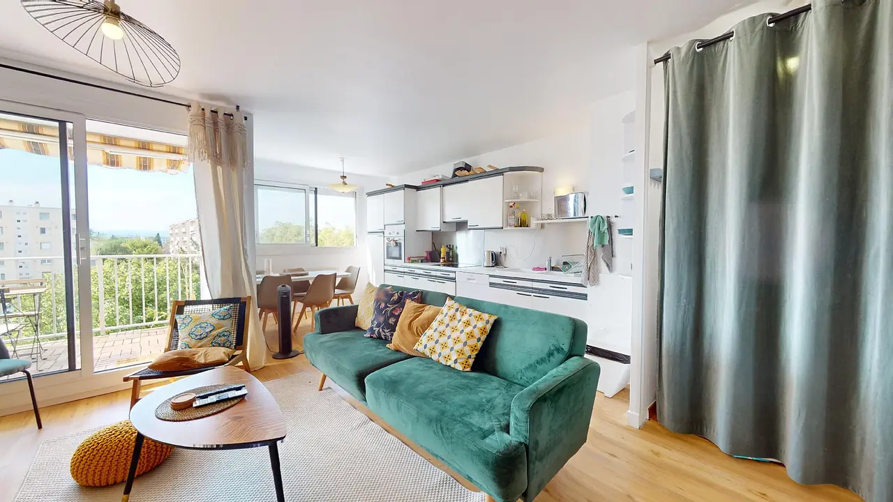 Colocation meublée de 101.0m2 - 495€ - Saint-Priest