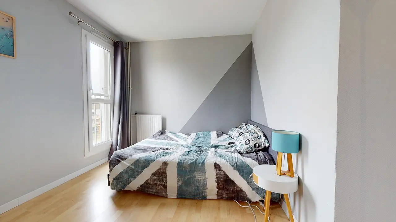 Colocation meublée de 84.0m2 - 533€ - Cergy