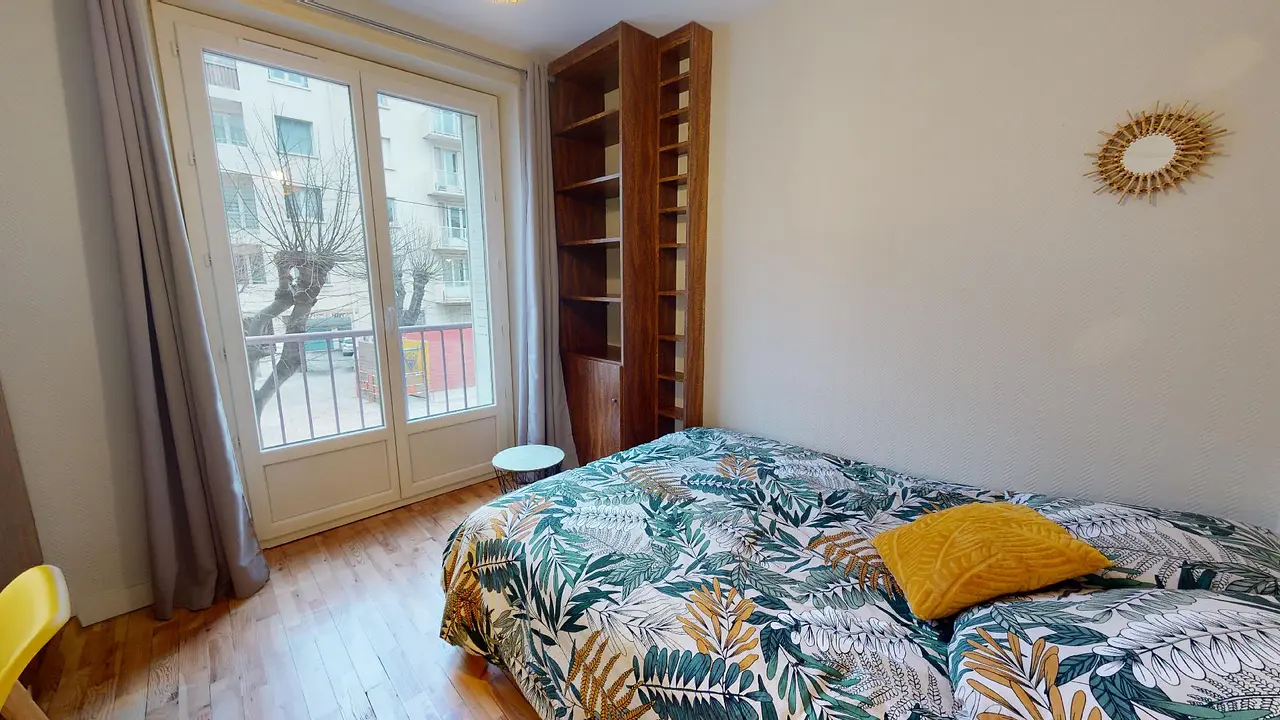 Colocation meublée de 84.0m2 - 420€ - Clermont-Ferrand