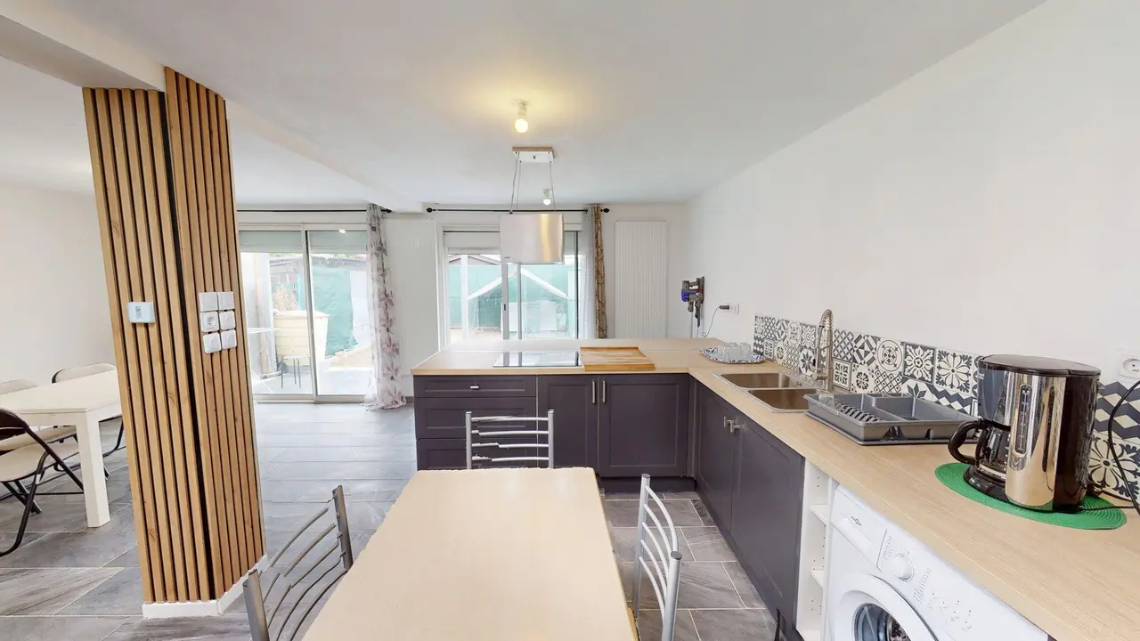 Maison meublée de 110m2 - 2100€ - Lille