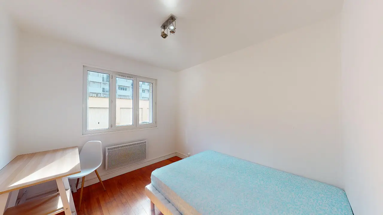 Colocation meublée de 65.0m2 - 430€ - Valence