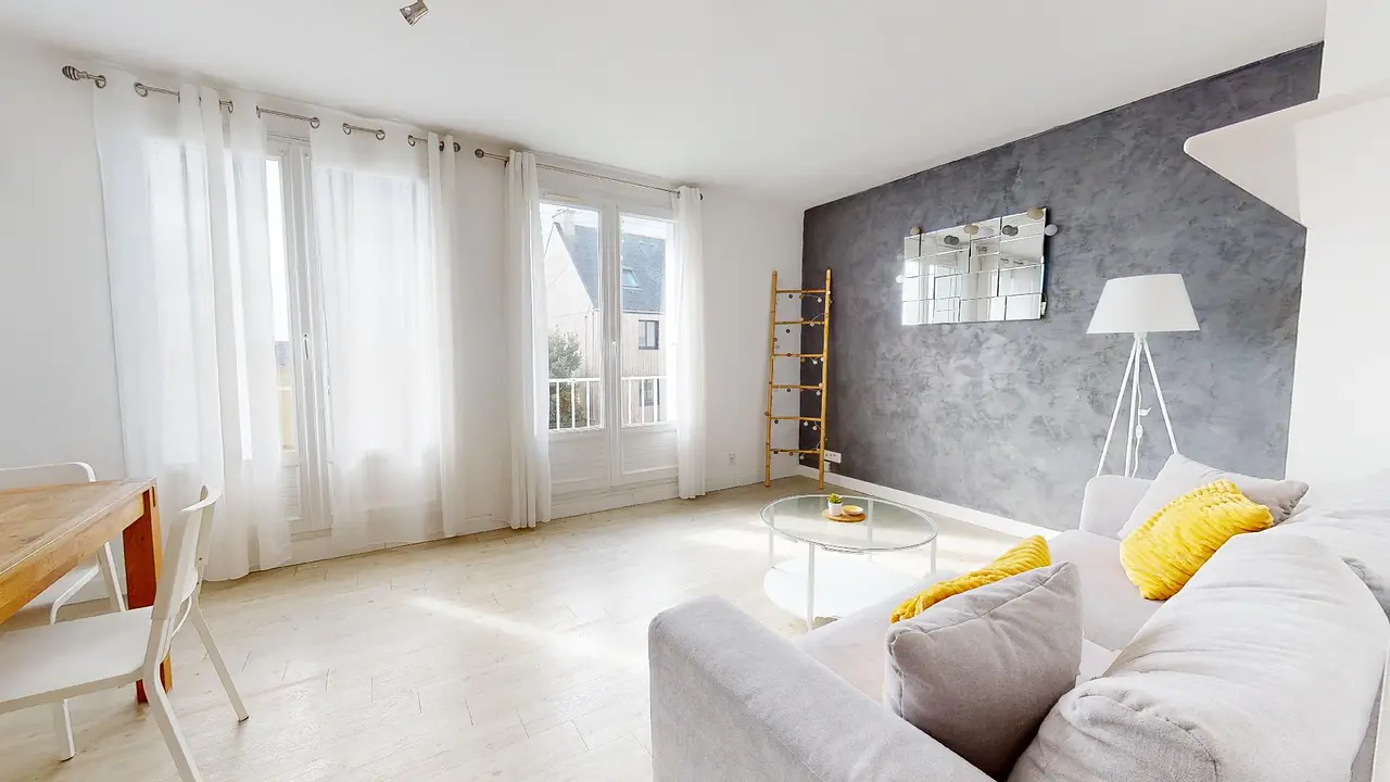 Appartement meublé de 73.0m2 - 789€ - Brest