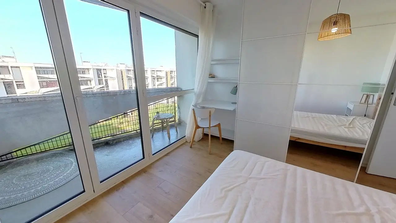 Colocation meublée de 58.0m2 - 493€ - Pessac