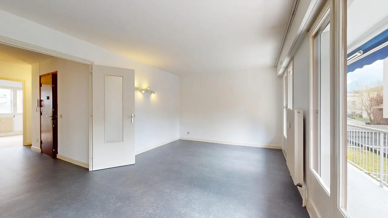 Appartement non meublé de 83.55m2 - 996€ - Chambéry