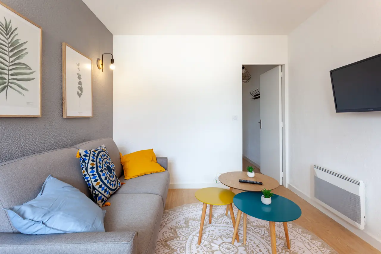 Appartement meublé de 20.02m2 - 591€ - Marseille