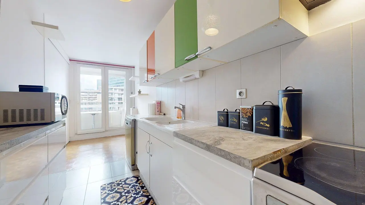 Colocation meublée de 84.06m2 - 650€ - Courbevoie