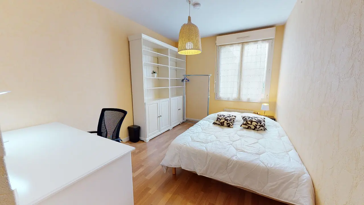 Colocation meublée de 133.0m2 - 542€ - Lyon