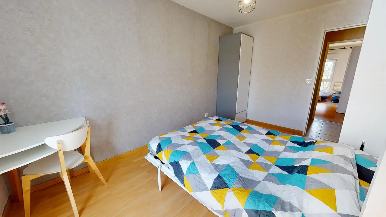 Colocation meublée de 98.0m2 - 500€ - Villeurbanne