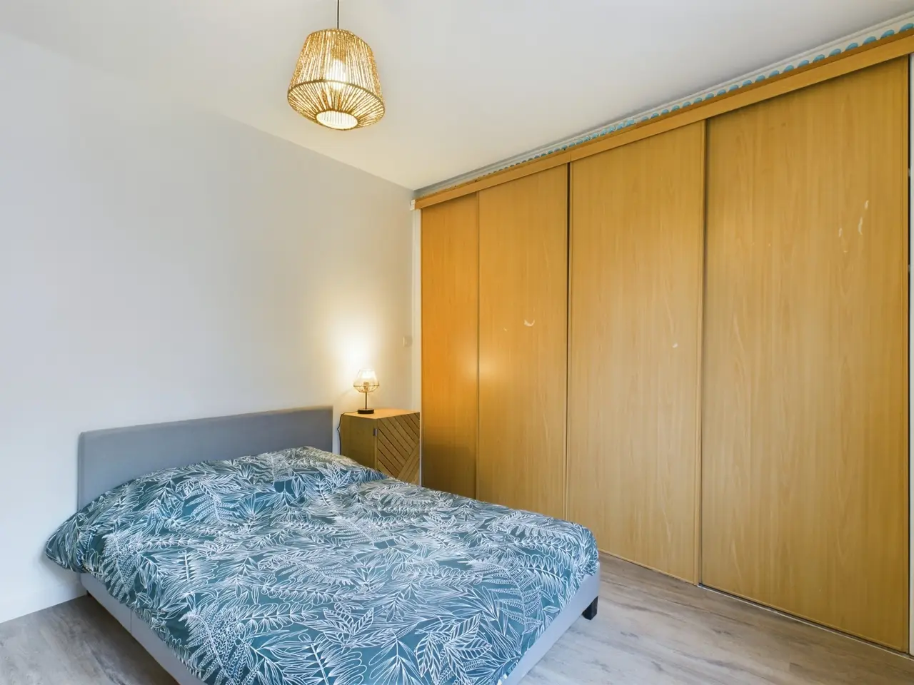 Colocation meublée de 132.0m2 - 470€ - Lille