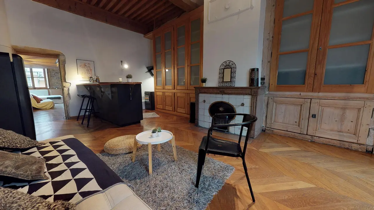 Appartement meublé de 82.0m2 - 1437€ - Lyon