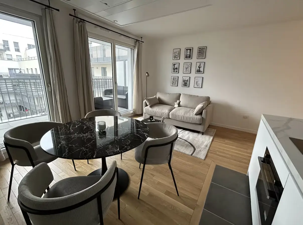 Appartement meublé de 30.12m2 - 1060€ - Rueil-Malmaison