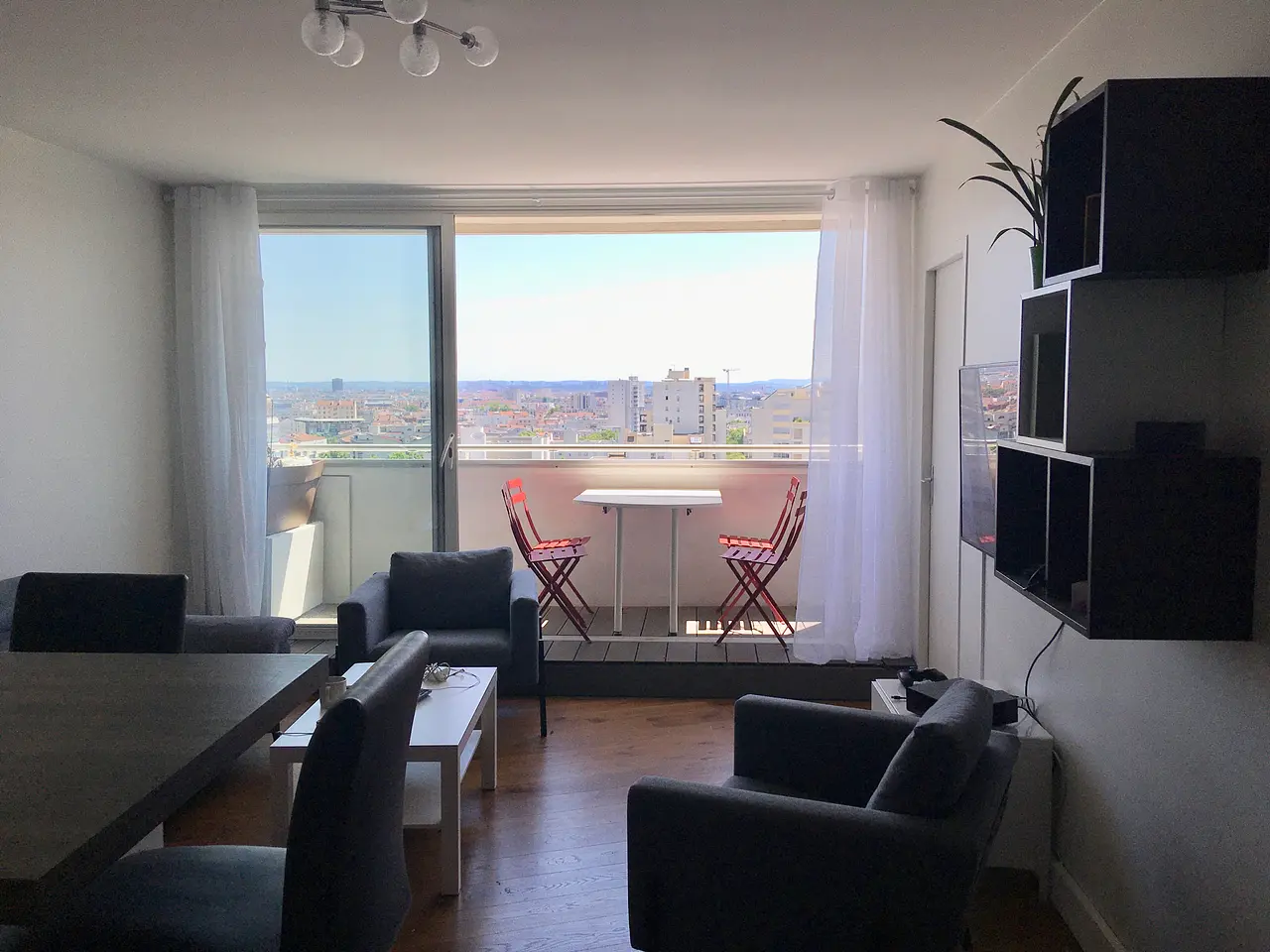 Colocation meublée refaite récemment (4 chambres) proche parc tête d’or, DOUA