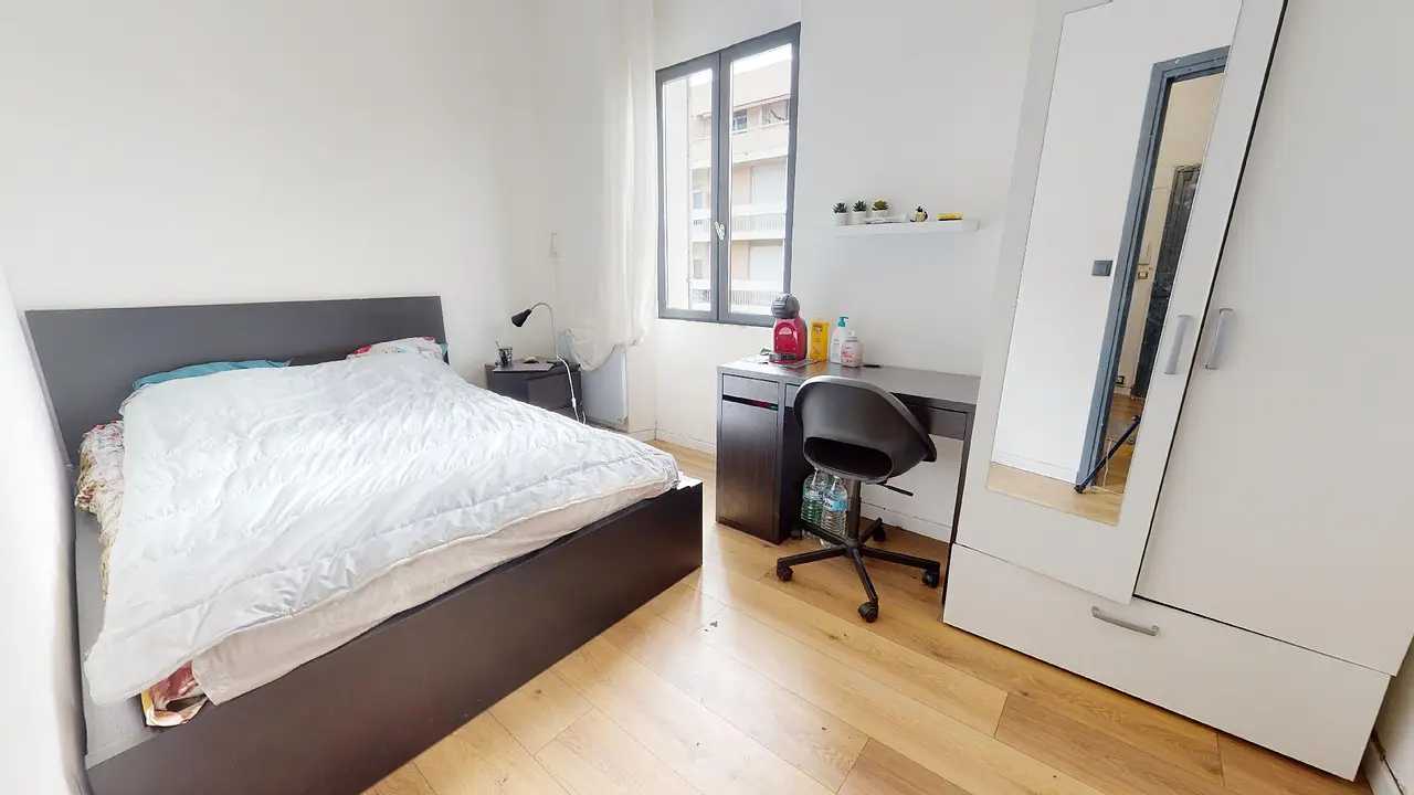 Colocation meublée de 58.0m2 - 400€ - Marseille