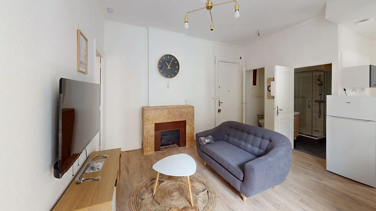 Appartement meublé de 40.56m2 - 590€ - Saint-Étienne