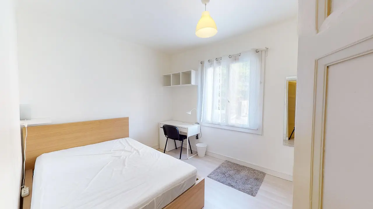 Colocation meublée de 67.0m2 - 440€ - Marseille
