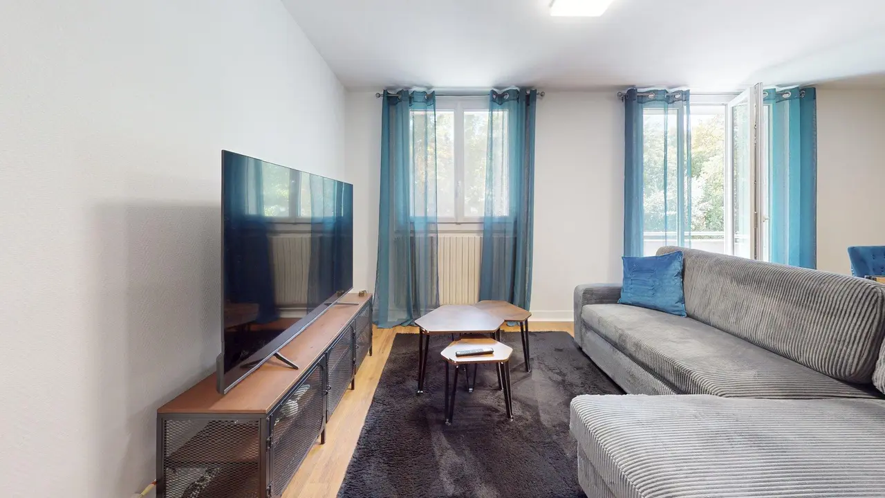 Colocation meublée de 75.6m2 - 450€ - Grenoble
