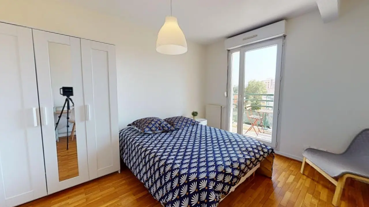 Colocation meublée de 104.0m2 - 481€ - Villeurbanne