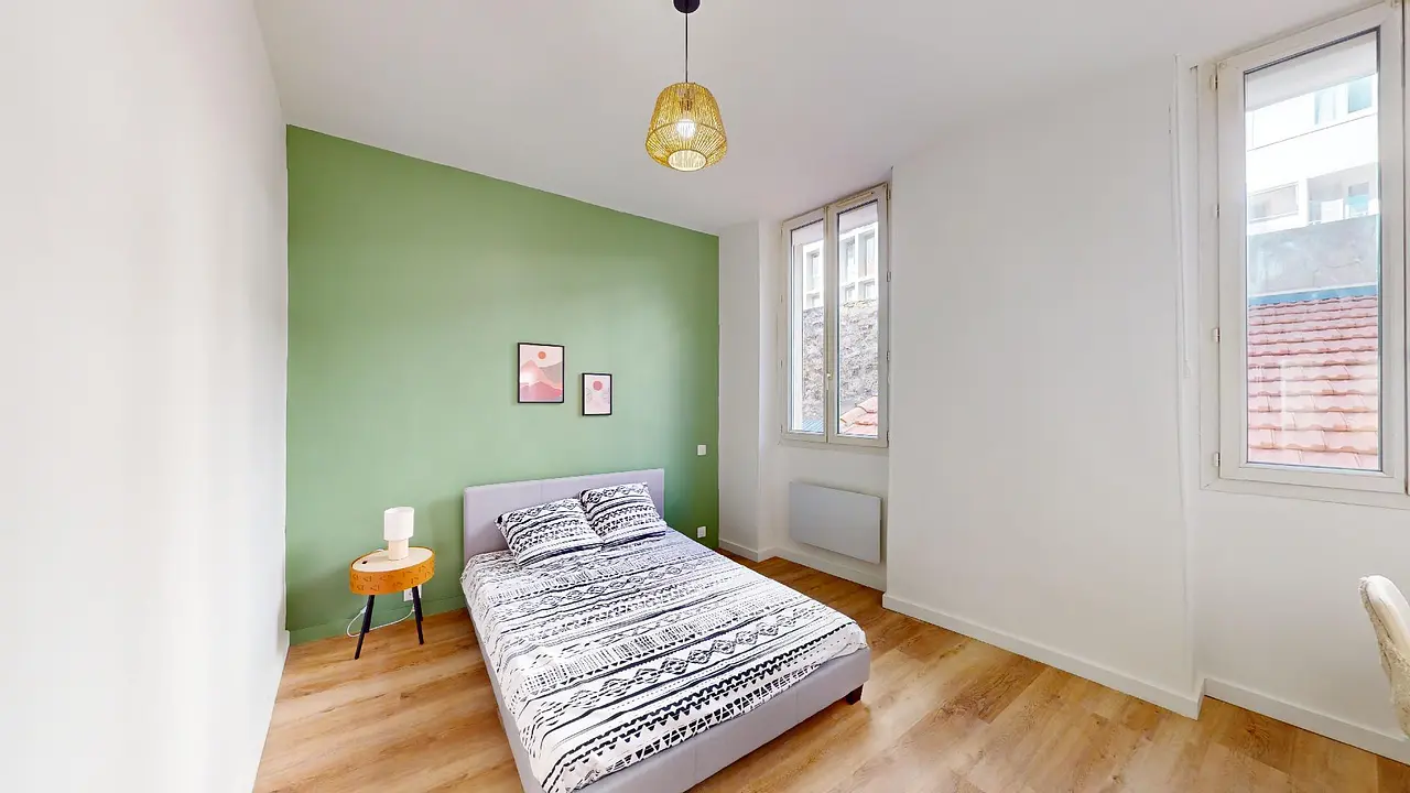 Colocation meublée de 77.0m2 - 520€ - Marseille