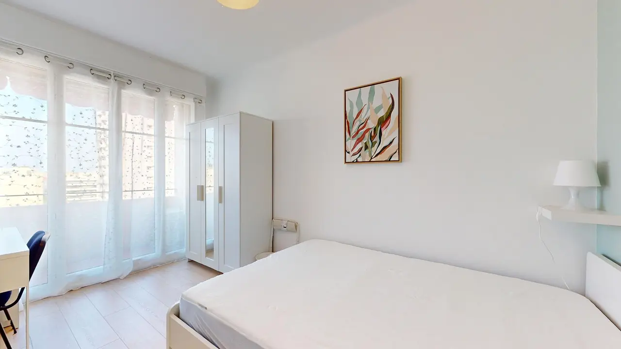 Colocation meublée de 66.37m2 - 533€ - Marseille