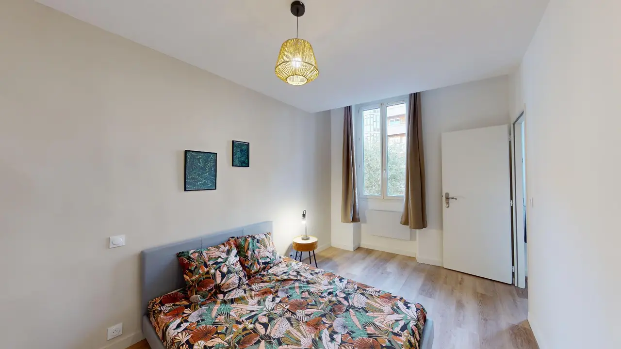 Colocation meublée de 77.0m2 - 520€ - Marseille