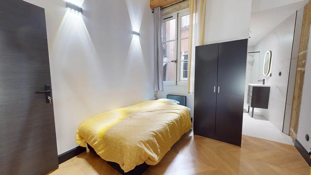 Colocation meublée de 82.0m2 - 705€ - Lyon