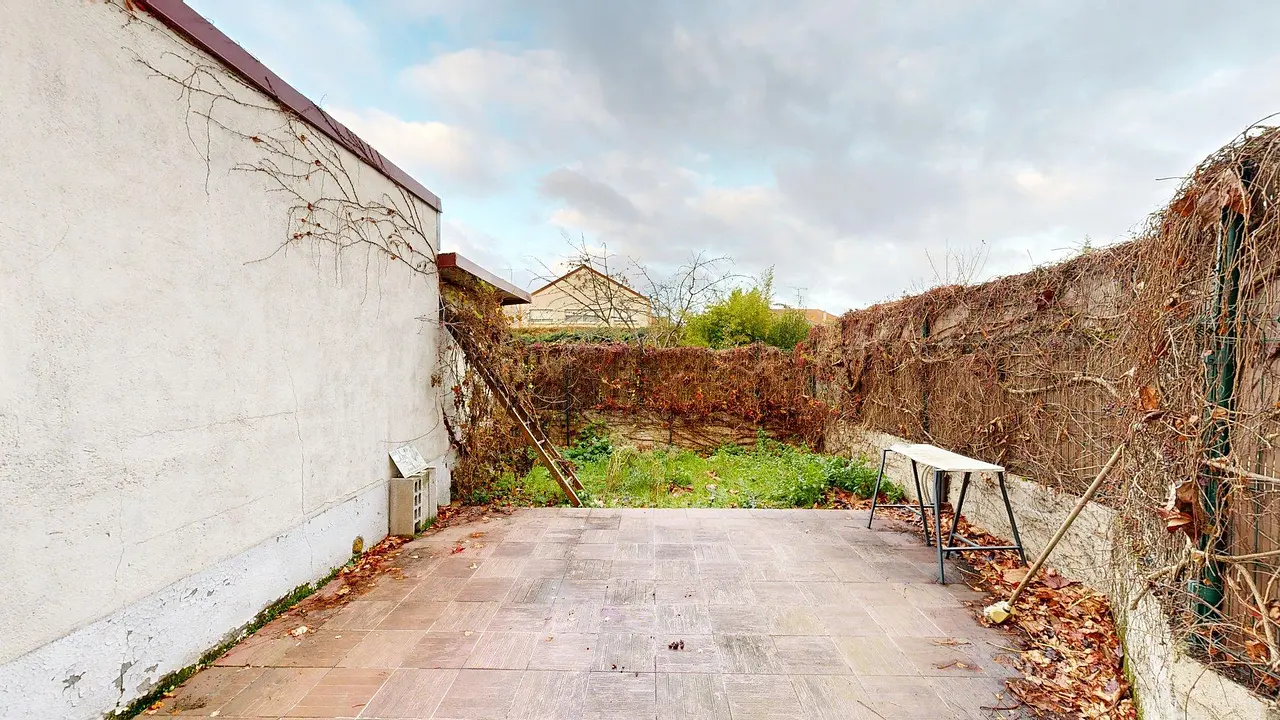 Maison non meublée de 25.0m2 - 790€ - Maisons-Alfort