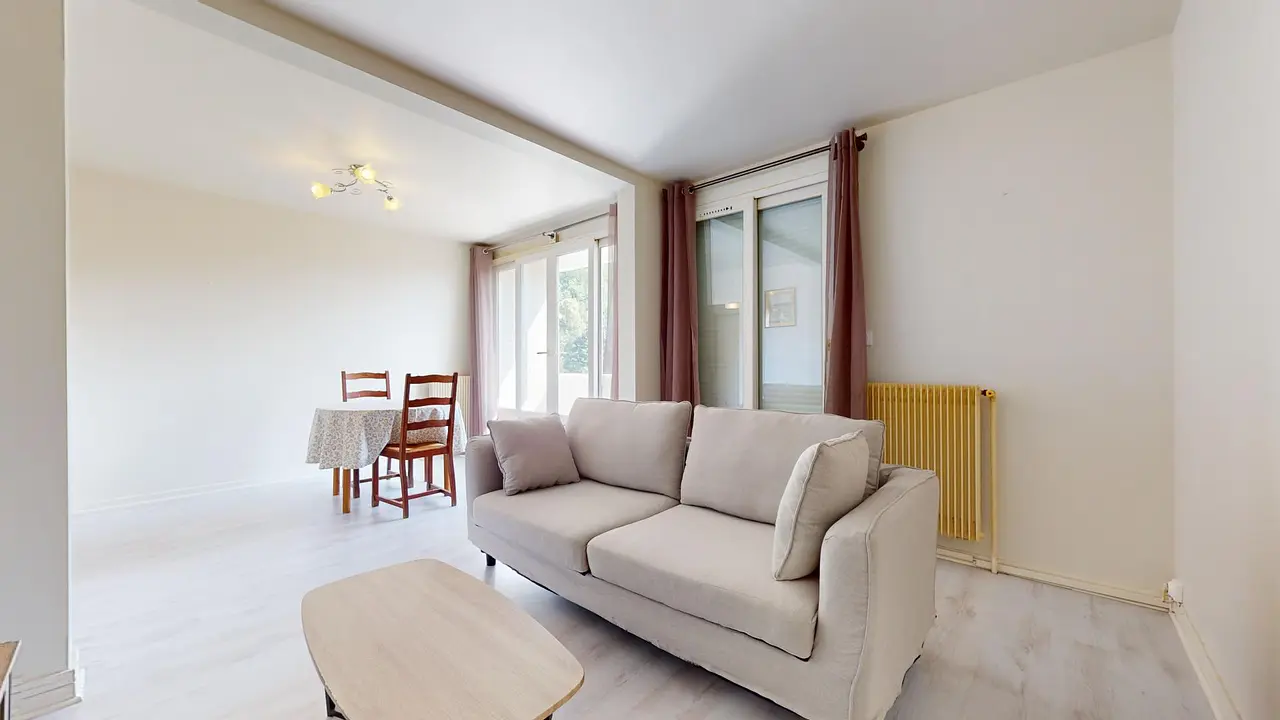 Appartement meublé de 67.0m2 - 806€ - Saint-Martin-d'Hères