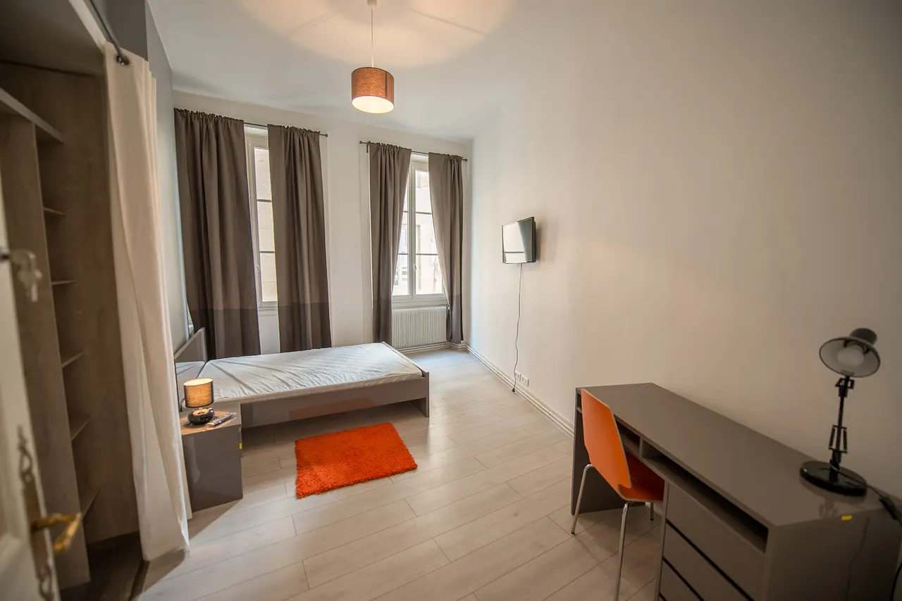 Colocation meublée de 85.0m2 - 350€ - Saint-Étienne