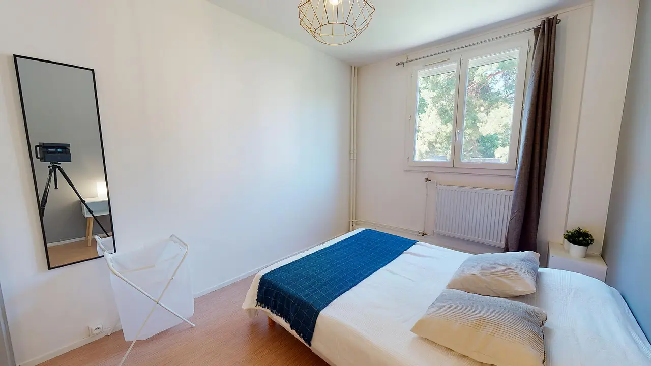 Colocation meublée de 82.0m2 - 520€ - Villeurbanne