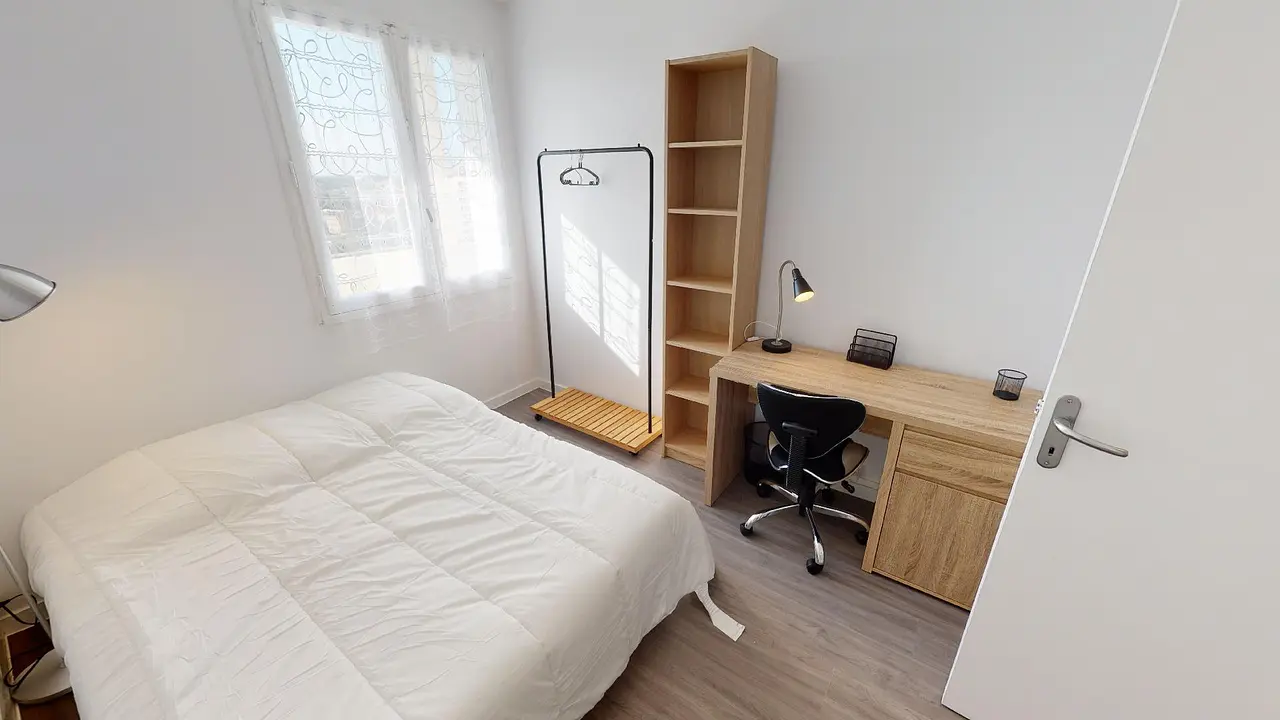 Colocation meublée de 99.0m2 - 529€ - Talence