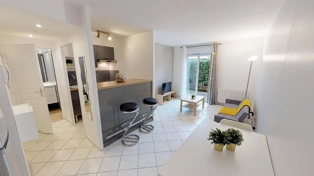 Appartement meublé de 36.0m2 - 712€ - Corbas