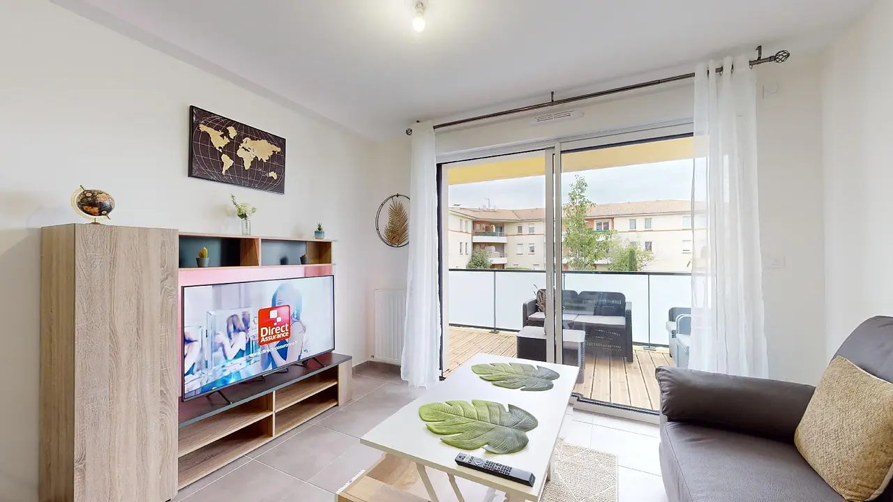 Appartement meublé de 42.0m2 - 696€ - Castelginest