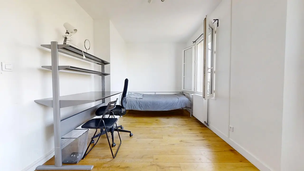 Colocation meublée de 200.0m2 - 550€ - Cergy