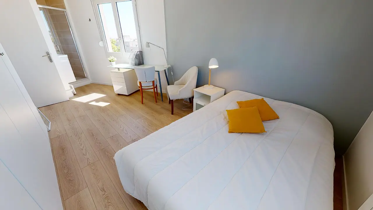 Colocation meublée de 92.0m2 - 626€ - Villeurbanne