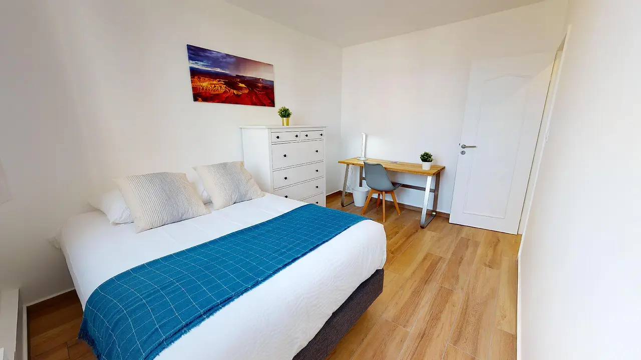 Colocation meublée de 83.0m2 - 495€ - Villeurbanne