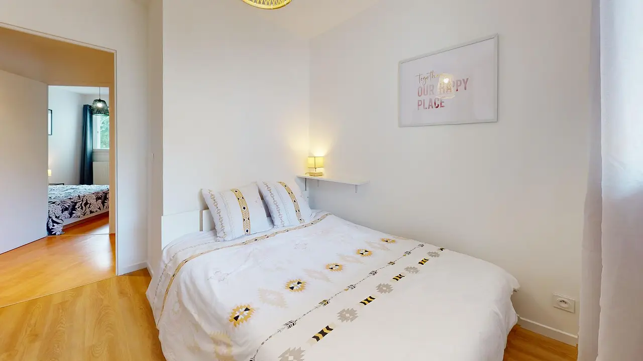 Colocation meublée de 77.0m2 - 525€ - Vénissieux
