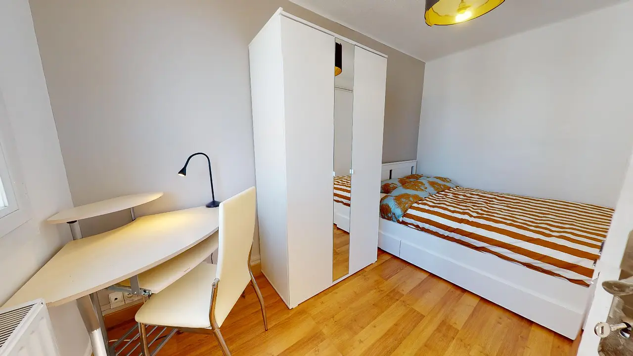 Colocation meublée de 63.0m2 - 543€ - Villeurbanne