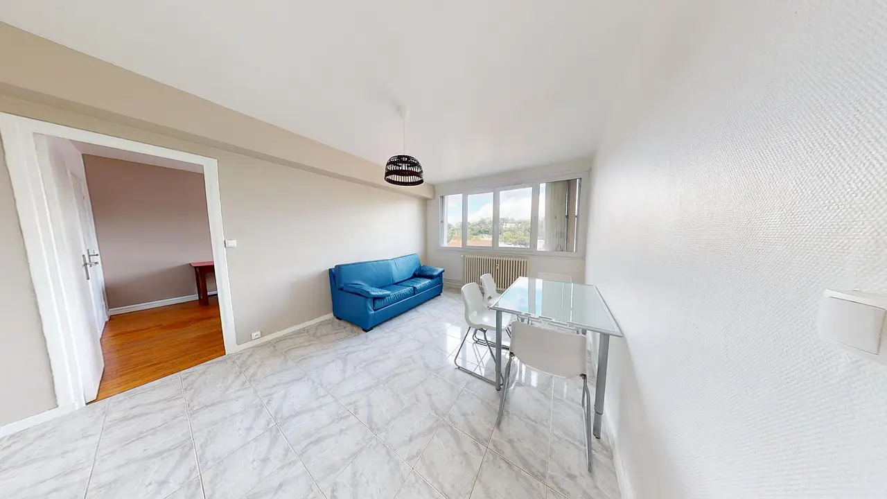 Appartement meublé de 46.0m2 - 521€ - Saint-Étienne
