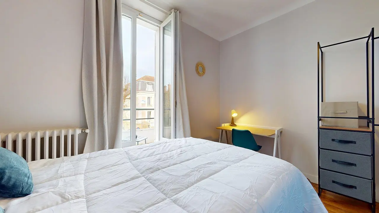 Coliving de 321.0m2 - 527€ - Melun