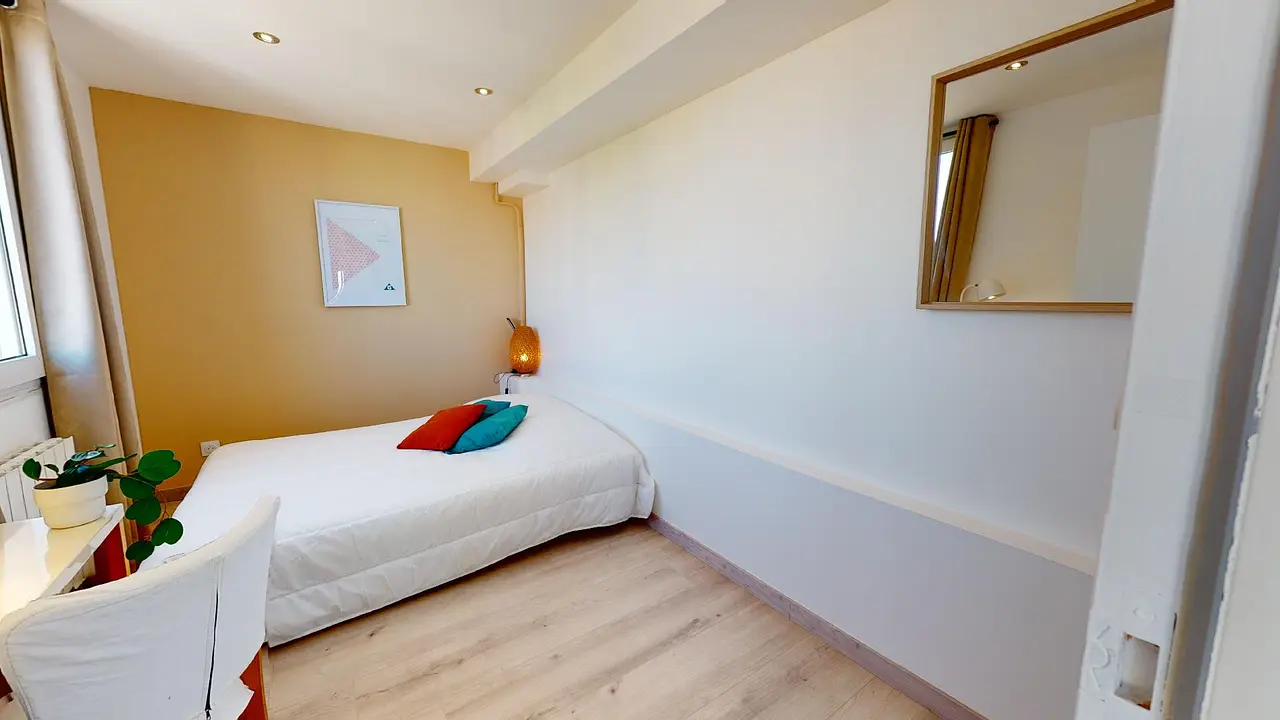 Colocation meublée de 92.0m2 - 530€ - Villeurbanne