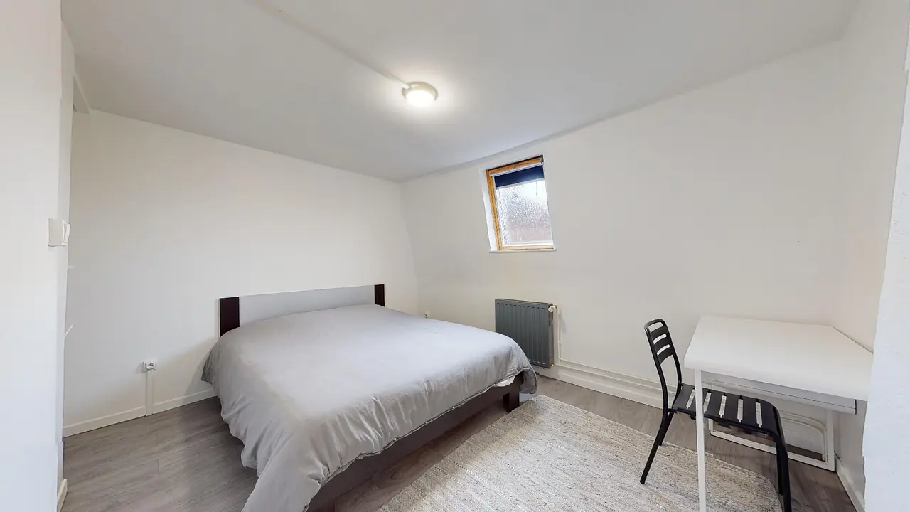Colocation meublée de 98.0m2 - 350€ - Roubaix